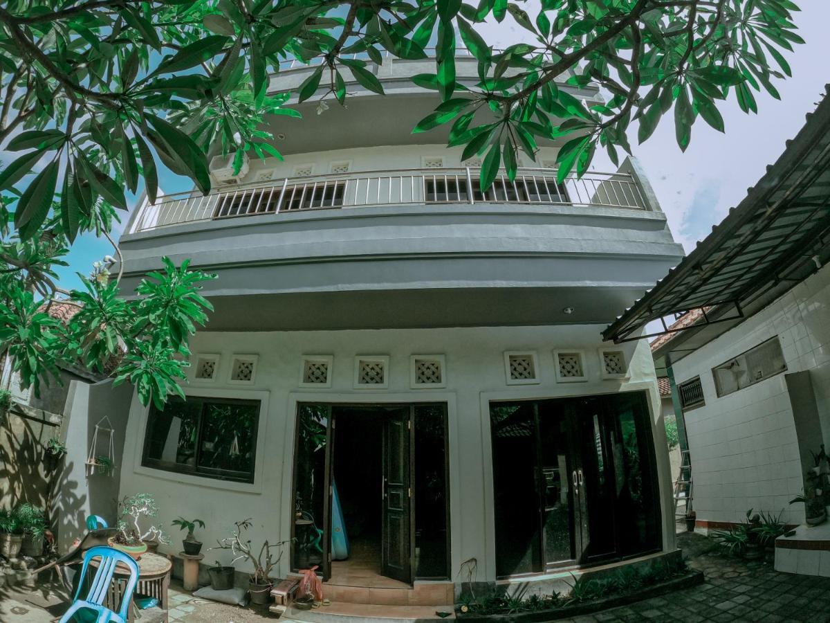 Mama Mega Homestay Pesanggaran 외부 사진